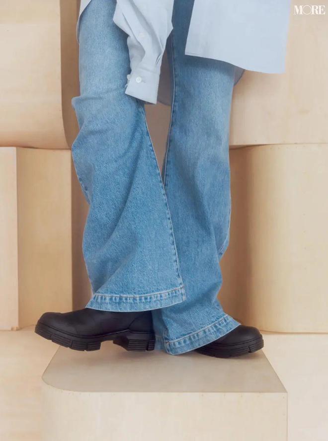 风暴平台注册:她的休闲穿搭正在被更多人模仿!邻家女孩超适合!